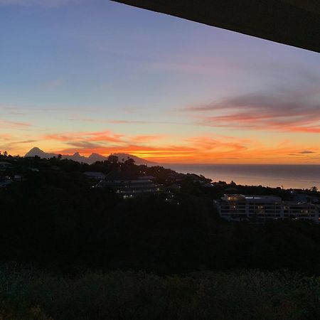 Appartement Kaili Ocean View Luxury 2Br Ac Throughout Fiber Wifi & Pool à Papeete  Extérieur photo